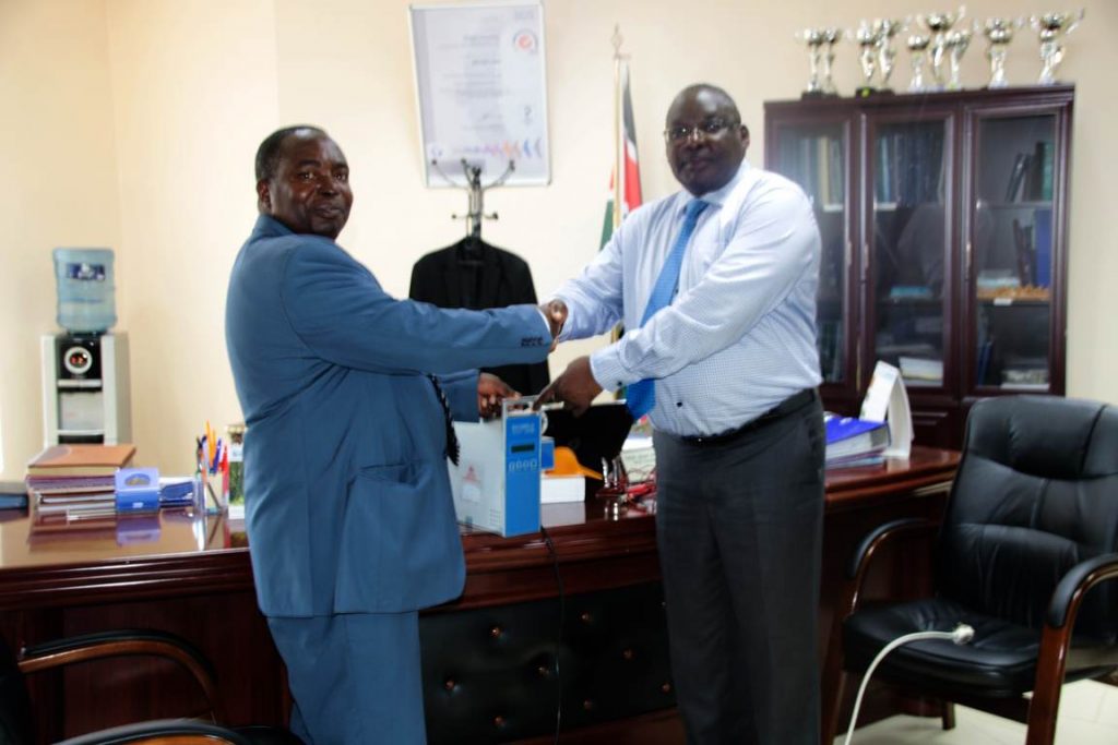 Prof. Siamba Donates an EKOSCAN Machine for Research and Training on Somatic Cell Count3